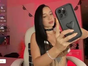 sophyamiller_15 on Chaturbate
