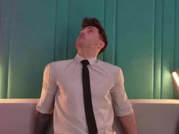 steelmuscles on Chaturbate 