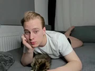 Freechat successful_kevin on Chaturbate