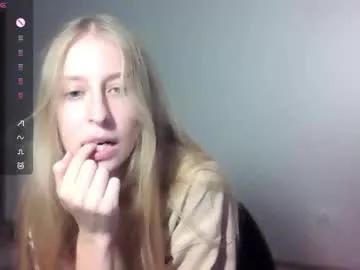 sweet_zz_gold on Chaturbate