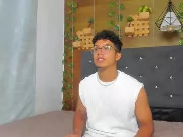tayler_snow on Chaturbate 