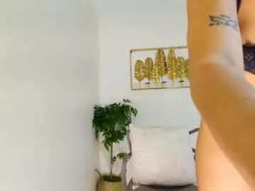 uma_rouse on Chaturbate 