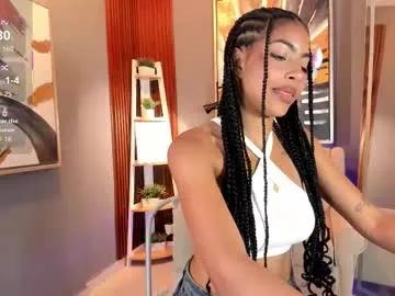 Freechat vienah on Chaturbate