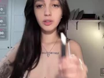 w33d7 on Chaturbate 