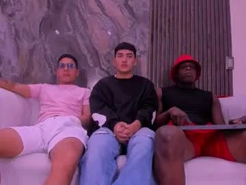 web_gammer_ on Chaturbate