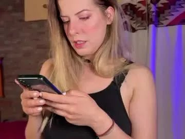 wildfairiesheaven on Chaturbate