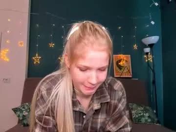 Try sexy camwhore Xloe_queen xloe_queen from Chaturbate