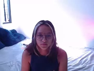 Freechat zoe_khall on Chaturbate