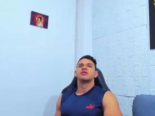 aaron_velour on Flirt4Free 