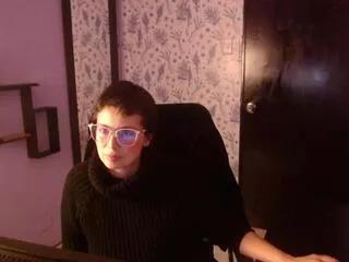 abigaiil_hot on Flirt4Free 