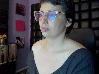 abigaiil_hot on Flirt4Free 