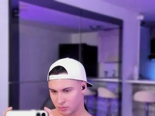 Offline alan_vidal on Flirt4Free