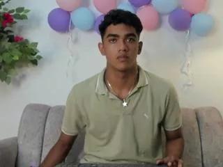 alejandro_williams on Flirt4Free 