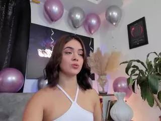 alice_lewiss on Flirt4Free 