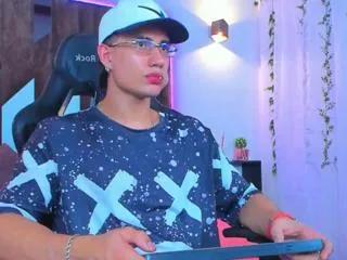 benjamin_calloway on Flirt4Free 