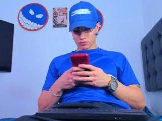 benjamin_calloway on Flirt4Free 