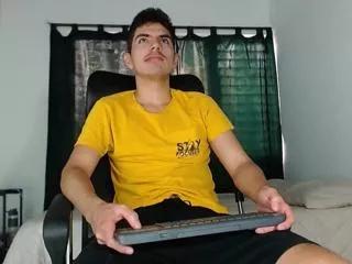 bryan_mayers on Flirt4Free 