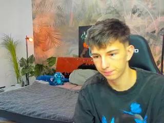 charlie_randy on Flirt4Free 