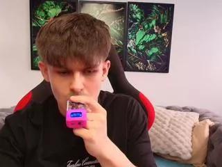 charlton_lee on Flirt4Free 