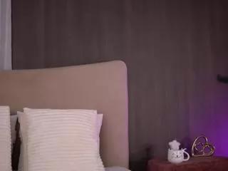 chloe_devine on Flirt4Free 
