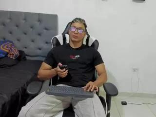 chriss_jones on Flirt4Free 