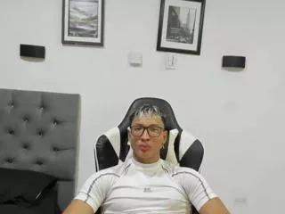 chriss_jones on Flirt4Free 