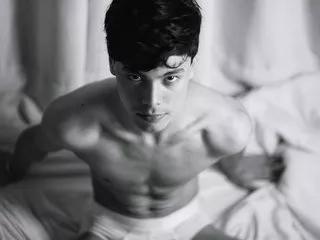 damon_north on Flirt4Free 