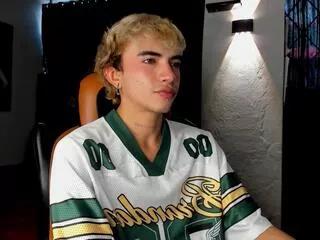 darko_davis on Flirt4Free 