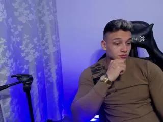 daryl_elian on Flirt4Free 