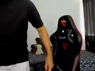 Offline dereck_hartmann on Flirt4Free