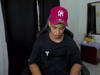 Offline dereck_hartmann on Flirt4Free