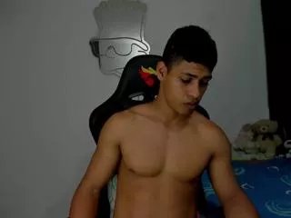 Offline dereck_hartmann on Flirt4Free