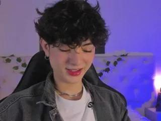 elliot_soleil on Flirt4Free 