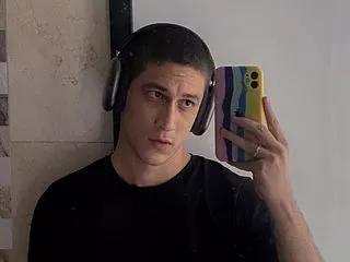 frank_wesley on Flirt4Free 