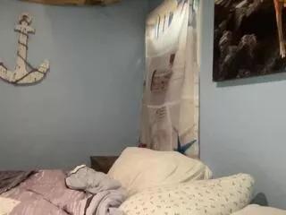 giana on Flirt4Free 