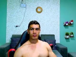 gilbert_marquez on Flirt4Free 
