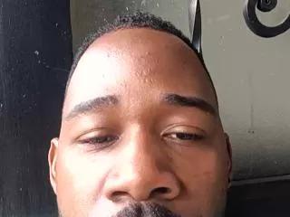 james_eliot on Flirt4Free 
