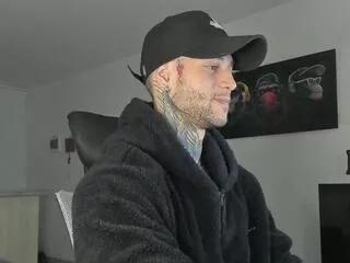 james_leeandros on Flirt4Free 
