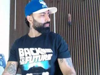 james_vicent on Flirt4Free 