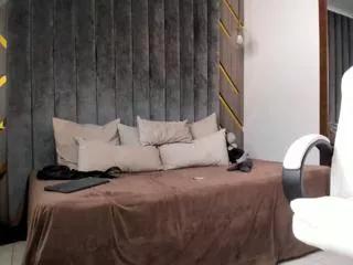 james_whiite on Flirt4Free 
