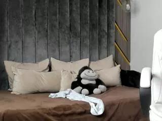 james_whiite on Flirt4Free 