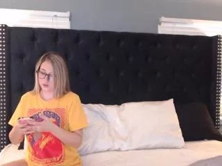 Offline jessica_lynn on Flirt4Free