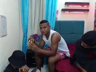 jhordy_luccas_ithan_master on Flirt4Free 