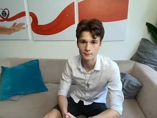Offline kai_suites on Flirt4Free