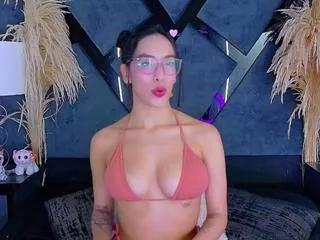 kylie_whitee on Flirt4Free 