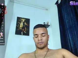 latino_xandre on Flirt4Free 