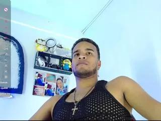 latino_xandre on Flirt4Free 