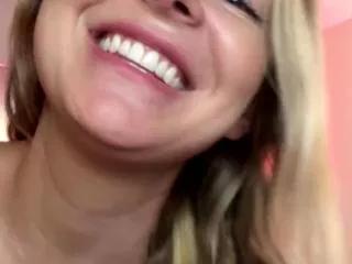 lexiey_love on Flirt4Free 
