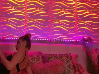 lovely_anais on Flirt4Free 