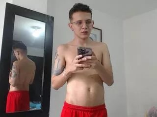 Offline lucian_bonet on Flirt4Free